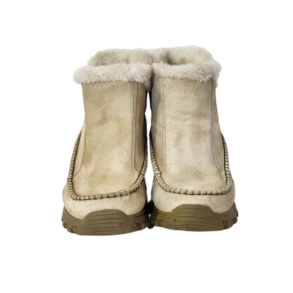 Cabelas 5" High Drift Winter Boots in Cream, Ivory Fur Lining Womens Size 6 - Picture 8 of 11